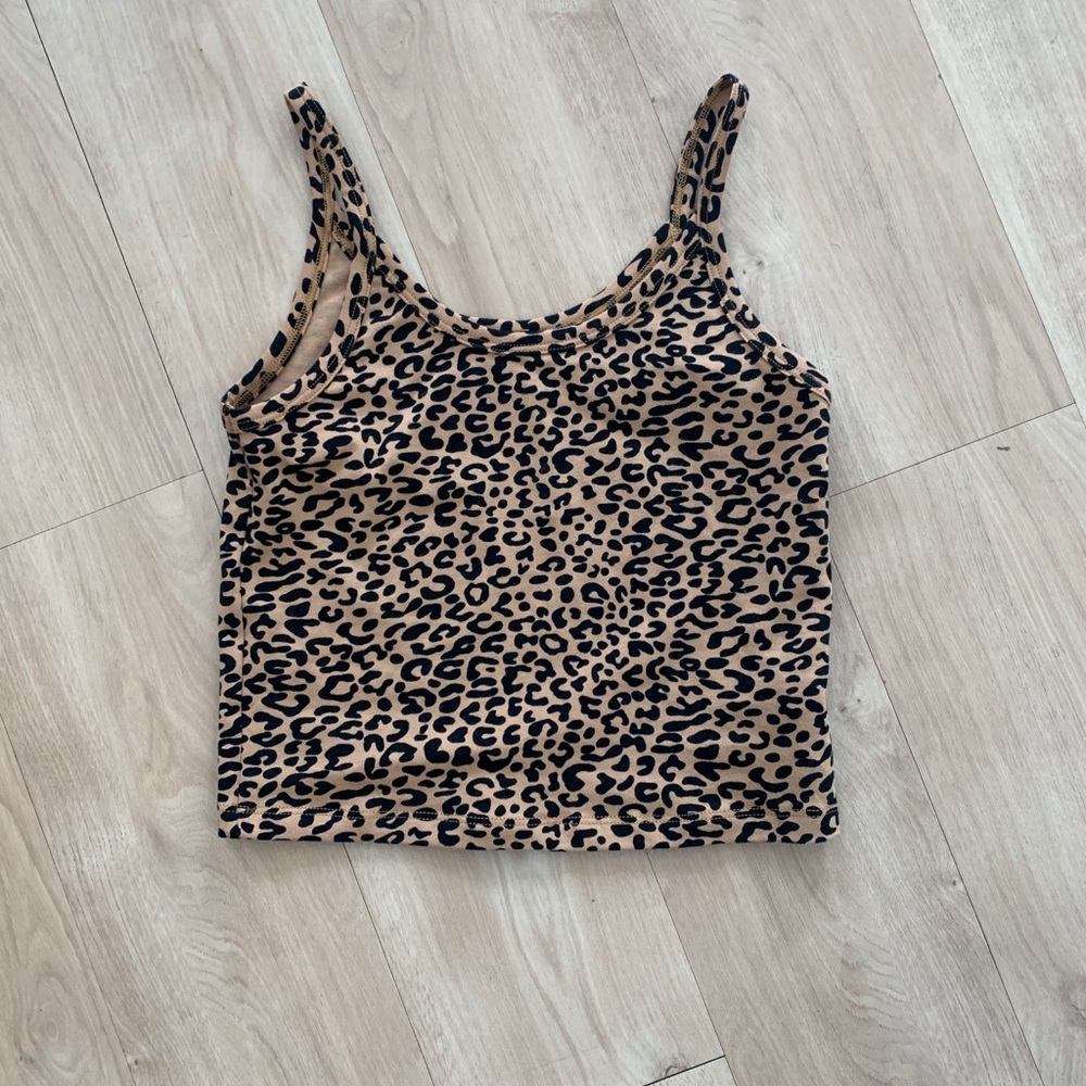 ARQ leopard tank. BNWOT